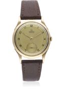 A GENTLEMAN'S 18K SOLID PINK GOLD OMEGA WRIST WATCH CIRCA 1944 D: Two tone gold coloured dial with