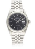 A GENTLEMAN'S STEEL & WHITE GOLD ROLEX OYSTER PERPETUAL DATEJUST BRACELET WATCH CIRCA 1971, REF.