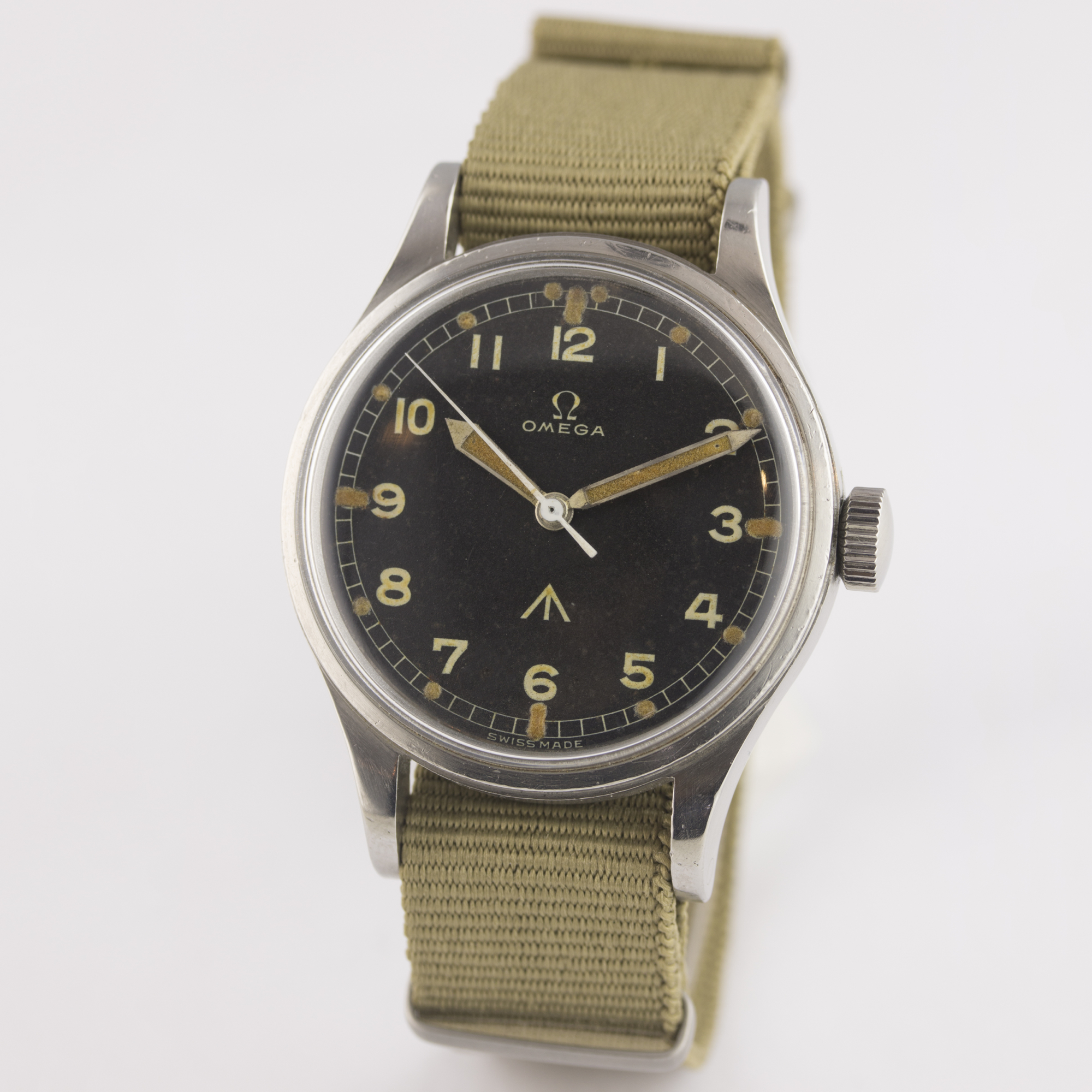 A VERY RARE GENTLEMAN'S STAINLESS STEEL BRITISH MILITARY OMEGA RAF "THIN ARROW" PILOTS WRIST WATCH - Image 3 of 9