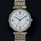 A GENTLEMAN'S SIZE 18K SOLID GOLD & DIAMOND VAN CLEEF & ARPELS BRACELET WATCH CIRCA 1990s D: Ivory