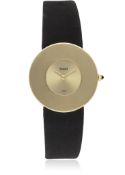 A LADIES 18K SOLID GOLD PIAGET RONDE WRIST WATCH CIRCA 1990s, REF. 99001 D: Champagne dial with gilt