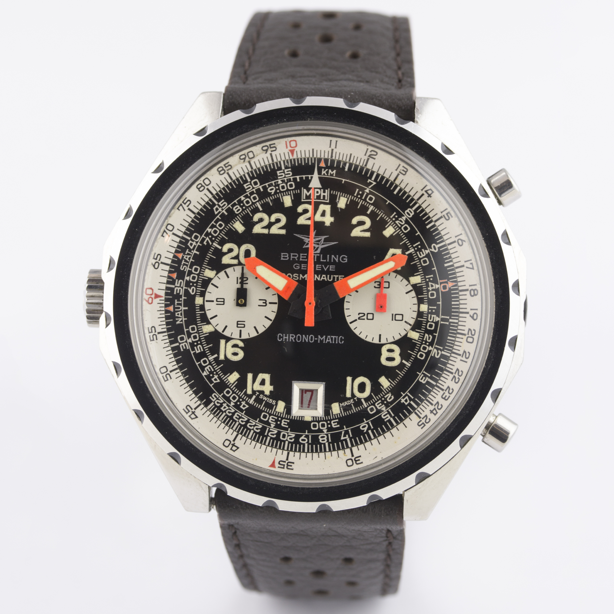 A RARE GENTLEMAN'S STAINLESS STEEL BREITLING CHRONO MATIC COSMONAUTE CHRONOGRAPH WRIST WATCH CIRCA - Image 2 of 6