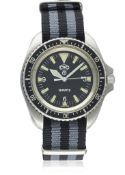 A GENTLEMAN'S STAINLESS STEEL BRITISH MILITARY CWC ROYAL NAVY DIVERS WRIST WATCH CIRCA 1990s  D: