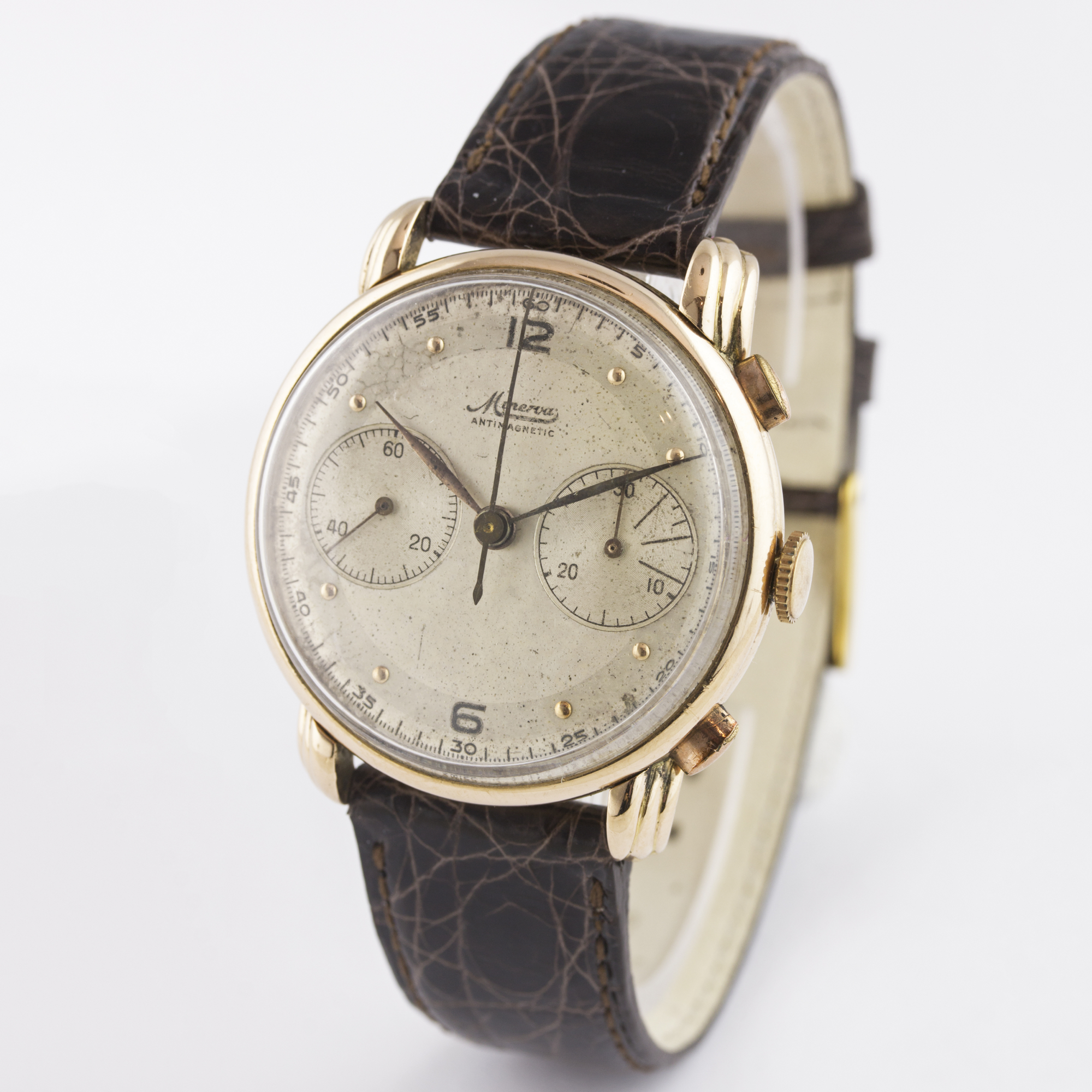 A GENTLEMAN'S 18K SOLID PINK GOLD MINERVA CHRONOGRAPH WRIST WATCH CIRCA 1950s D: Two tone silver - Image 4 of 8