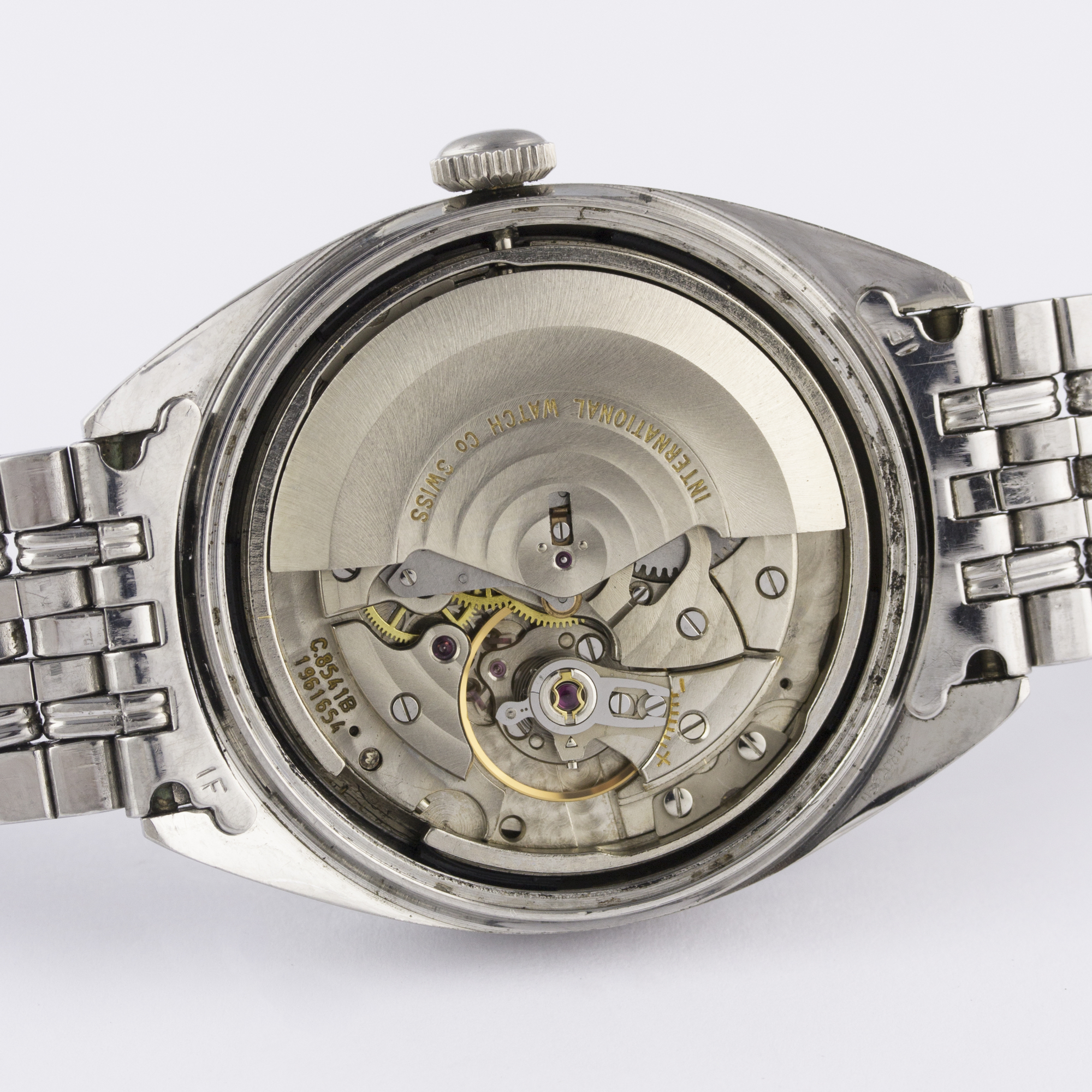 A RARE GENTLEMAN'S STAINLESS STEEL IWC YACHT CLUB AUTOMATIC BRACELET WATCH CIRCA 1971, REF. R811 - Image 8 of 11