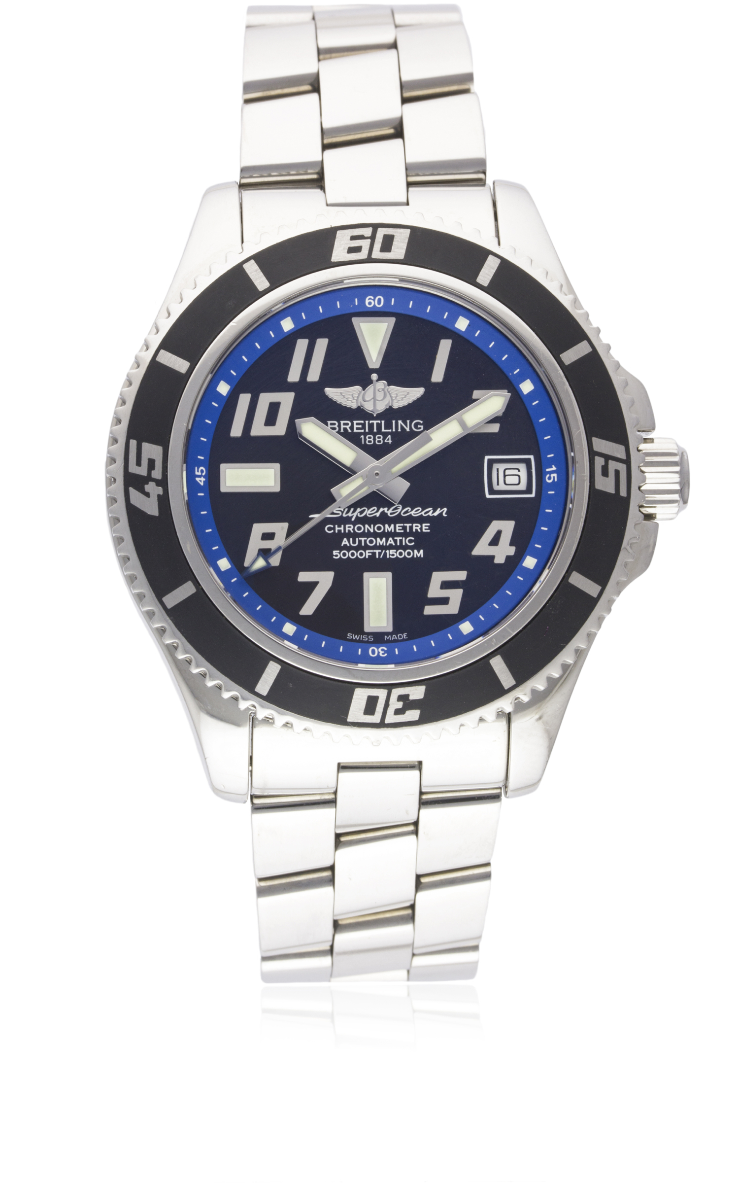 A GENTLEMAN'S STAINLESS STEEL BREITLING SUPEROCEAN 42 AUTOMATIC BRACELET WATCH CIRCA 2014, REF.