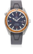 A GENTLEMAN'S STAINLESS STEEL OMEGA SEAMASTER PROFESSIONAL PLANET OCEAN CO-AXIAL CHRONOMETER WRIST