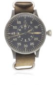 A GERMAN MILITARY LUFTWAFFE B.UHR LACO NAVIGATORS WATCH CIRCA 1940, REF. FL23883 "TYPE B" DIAL