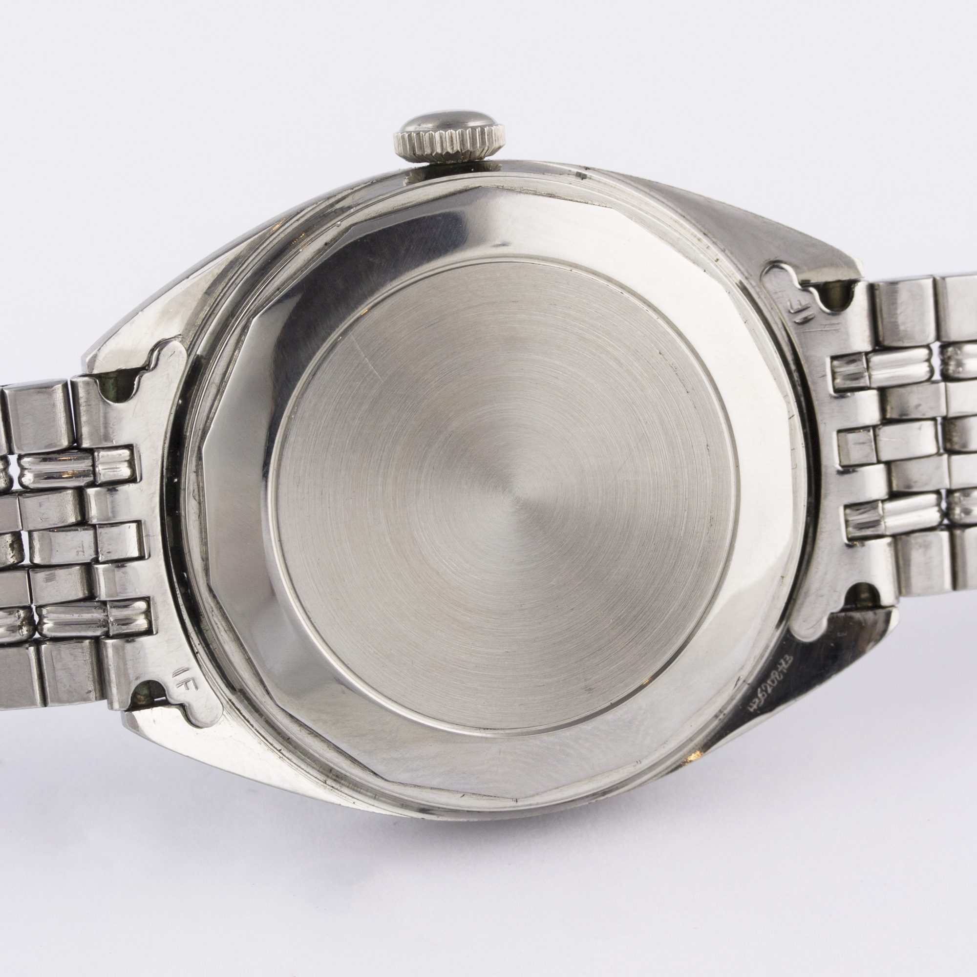 A RARE GENTLEMAN'S STAINLESS STEEL IWC YACHT CLUB AUTOMATIC BRACELET WATCH CIRCA 1971, REF. R811 - Image 7 of 11