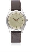 A GENTLEMAN'S LARGE SIZE STAINLESS STEEL OMEGA WRIST WATCH CIRCA 1952, REF. 2537-7 Movement: 17J,