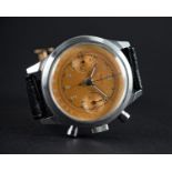 A RARE GENTLEMAN'S LARGE SIZE STAINLESS STEEL DOXA CHRONOGRAPH WRIST WATCH CIRCA 1940s, WITH