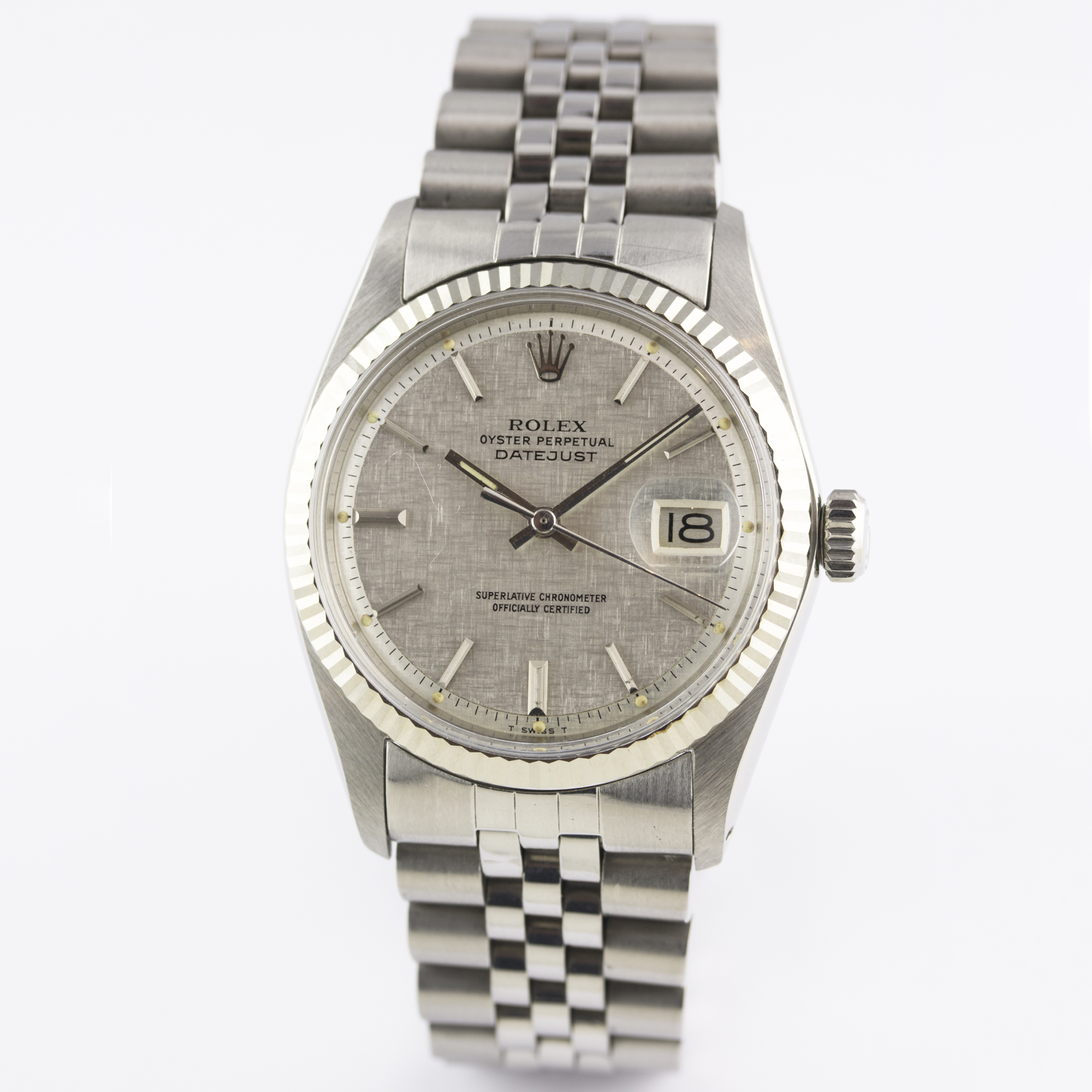A GENTLEMAN'S STEEL & WHITE GOLD ROLEX OYSTER PERPETUAL DATEJUST BRACELET WATCH CIRCA 1977, REF. - Image 2 of 9