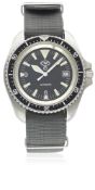 A GENTLEMAN'S STAINLESS STEEL CWC AUTOMATIC DIVERS WRIST WATCH DATED 2002, SOLD BY SILVERMANS TO