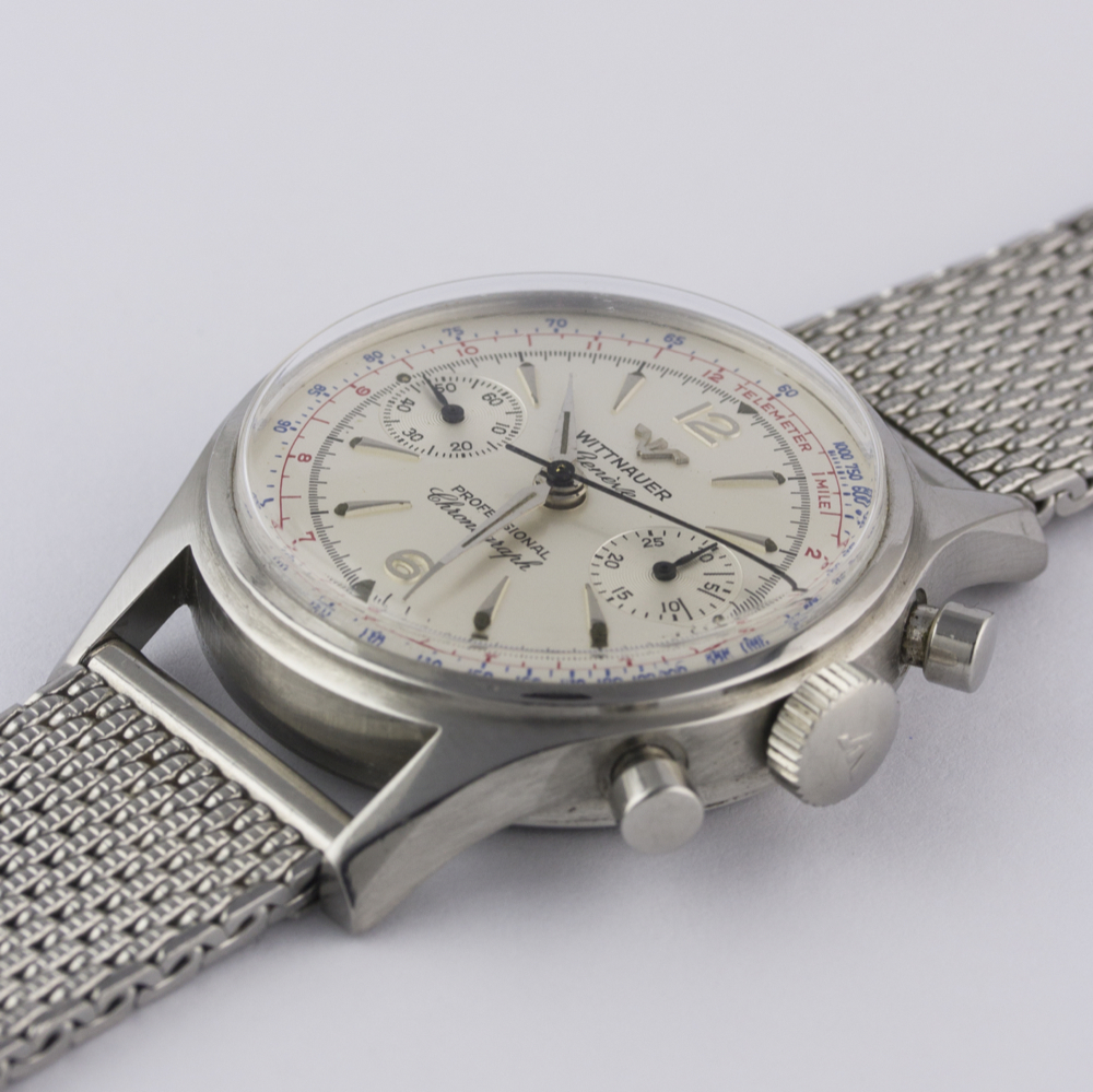 A GENTLEMAN'S STAINLESS STEEL WITTNAUER PROFESSIONAL CHRONOGRAPH BRACELET WATCH CIRCA 1960s, REF. - Image 4 of 11