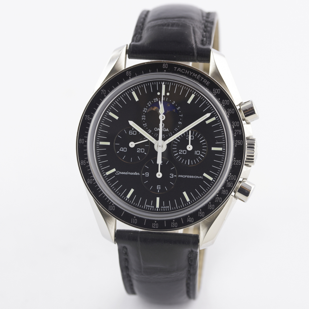 A GENTLEMAN'S STAINLESS STEEL OMEGA SPEEDMASTER PROFESSIONAL MOONPHASE CALENDAR CHRONOGRAPH WRIST - Image 3 of 10