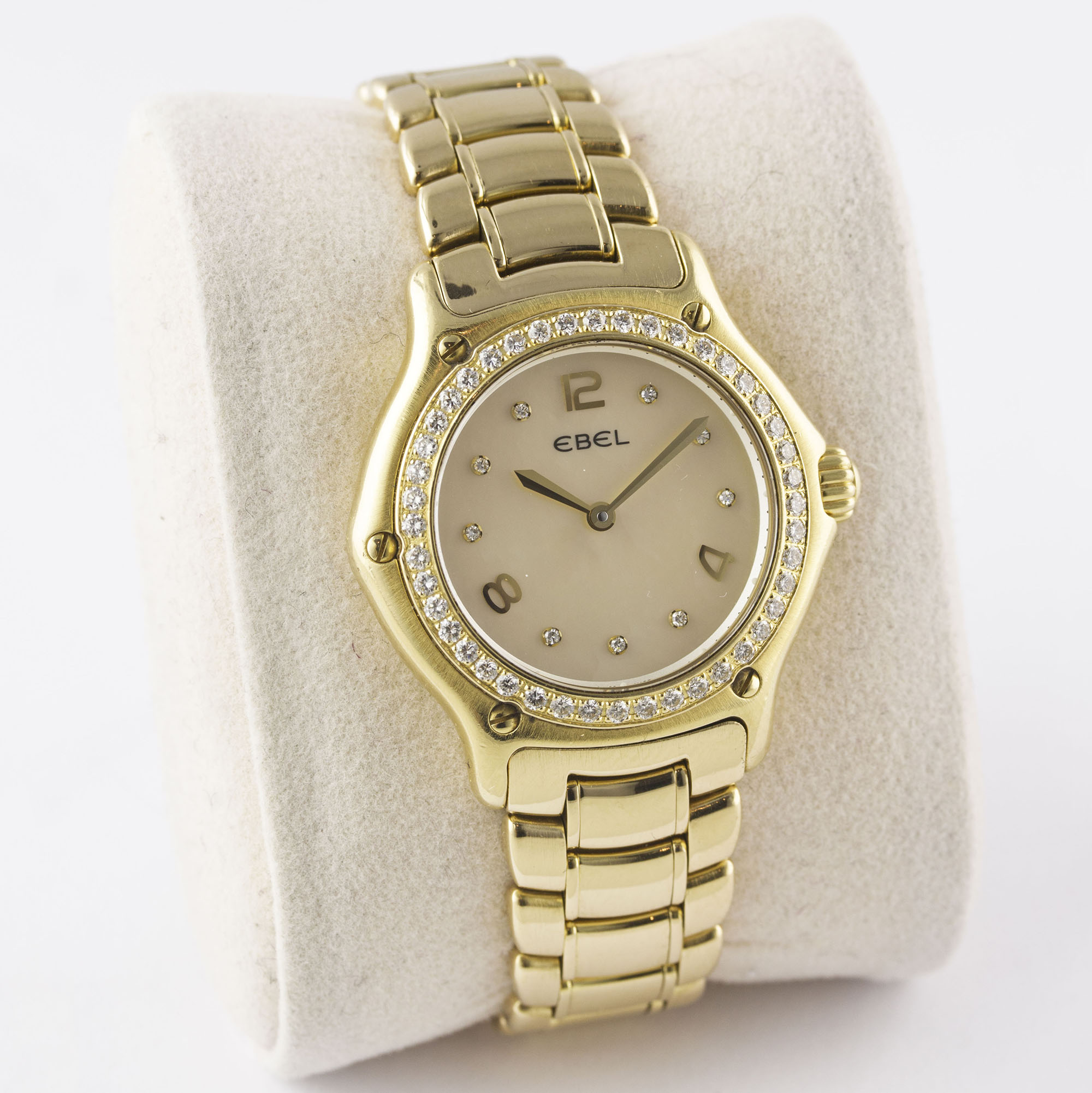A LADIES 18K SOLID GOLD & DIAMOND EBEL 1911 BRACELET WATCH CIRCA 2000s, REF. E8090224 WITH - Image 4 of 8