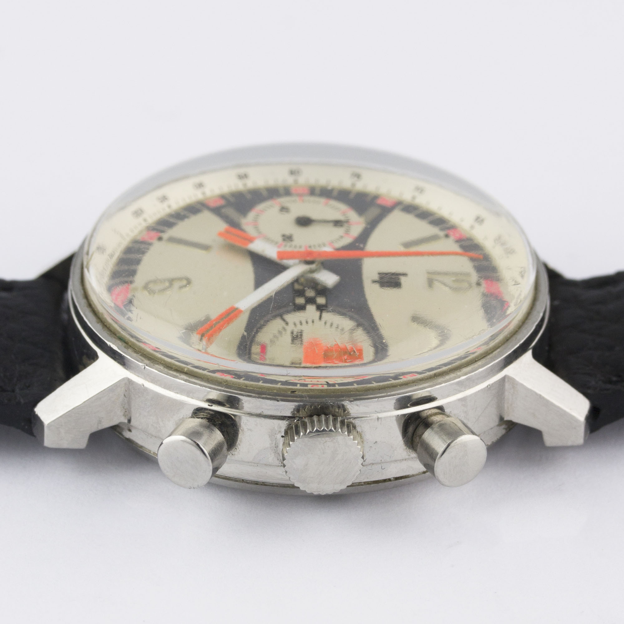 A RARE GENTLEMAN'S LARGE SIZE STAINLESS STEEL LIP CHRONOGRAPH WRIST WATCH CIRCA 1970, WITH " - Image 10 of 11