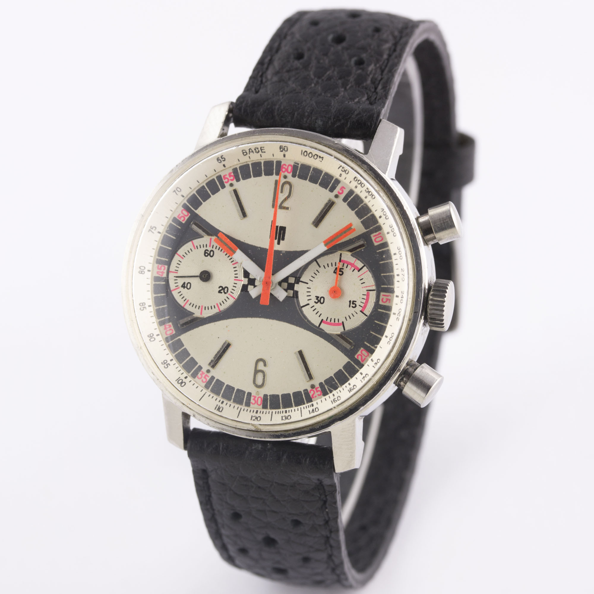 A RARE GENTLEMAN'S LARGE SIZE STAINLESS STEEL LIP CHRONOGRAPH WRIST WATCH CIRCA 1970, WITH " - Image 5 of 11