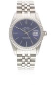 A GENTLEMAN'S STAINLESS STEEL ROLEX OYSTER PERPETUAL DATEJUST BRACELET WATCH CIRCA 1980, REF.