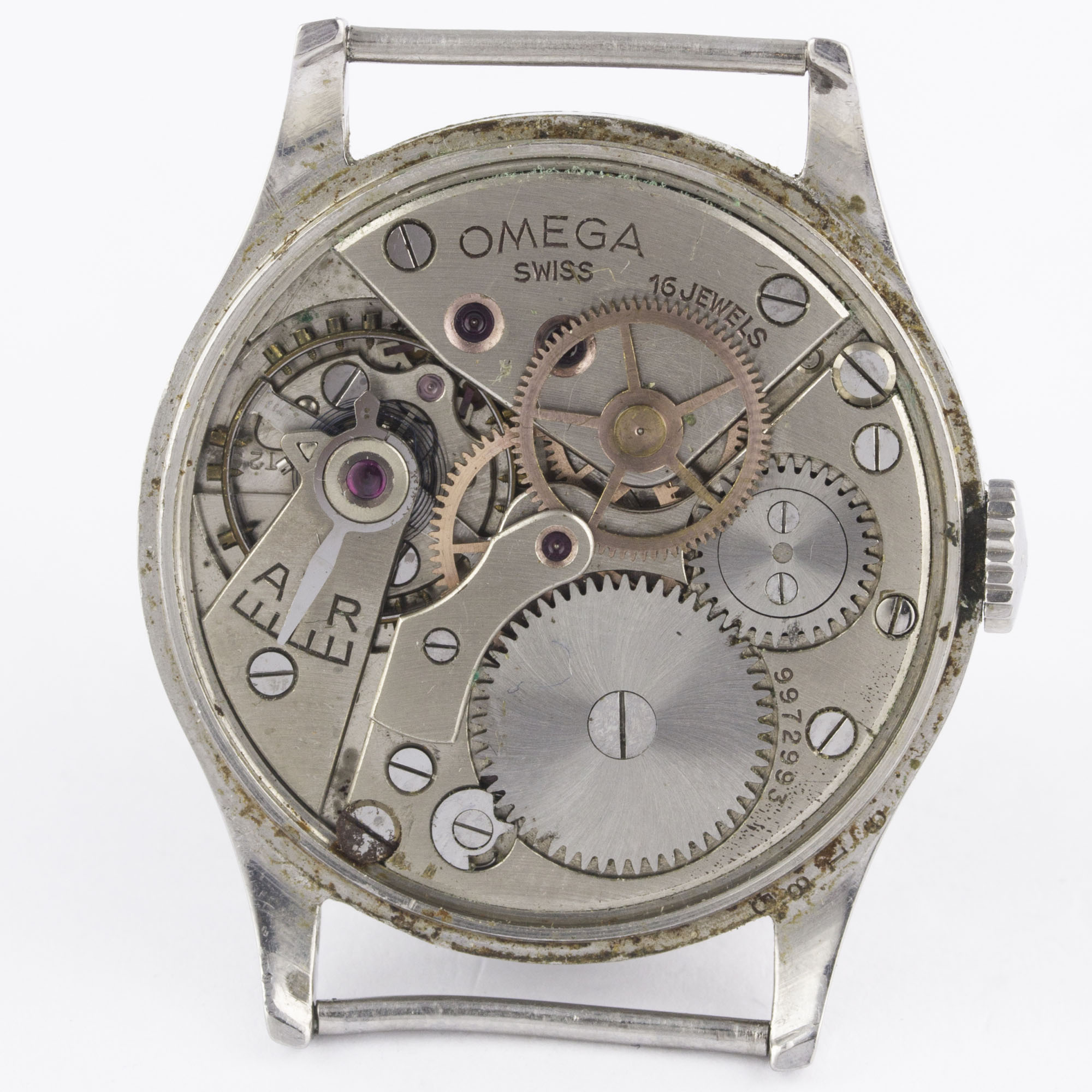 A GENTLEMAN'S STAINLESS STEEL BRITISH MILITARY OMEGA RAF PILOTS WRIST WATCH CIRCA 1940 Movement: - Image 7 of 10