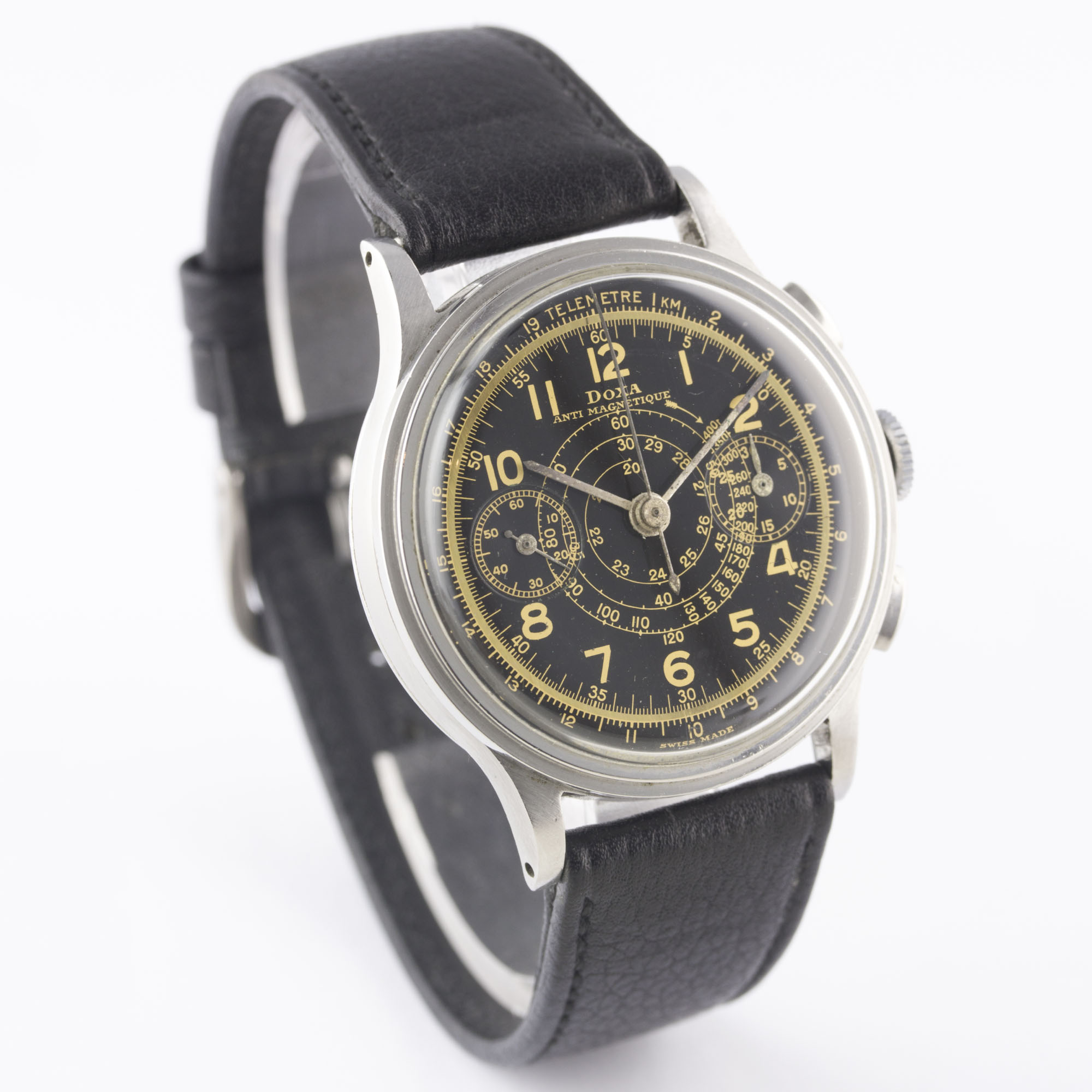 A RARE GENTLEMAN'S LARGE SIZE STAINLESS STEEL DOXA CHRONOGRAPH WRIST WATCH CIRCA 1940s, WITH GLOSS - Image 6 of 11