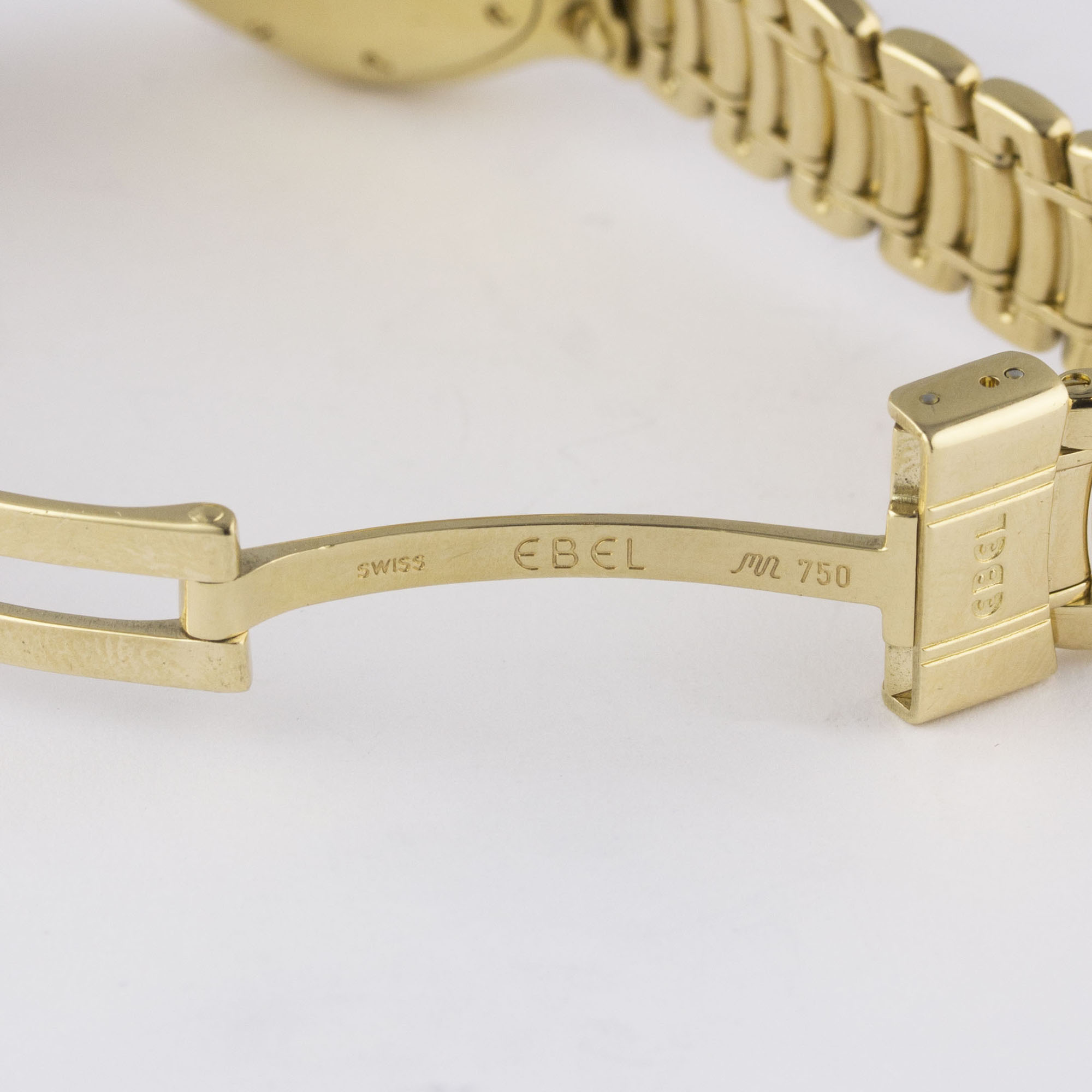 A LADIES 18K SOLID GOLD & DIAMOND EBEL 1911 BRACELET WATCH CIRCA 2000s, REF. E8090224 WITH - Image 7 of 8