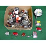 Box of lights, mirrors, bulbs, boxed spares and a 6.