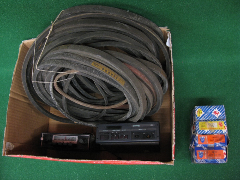 Large quantity of loose fan belts,