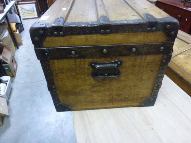 Victorian pine trunk - Image 4 of 9