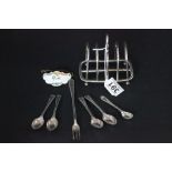 Mixed silver plate & silver to include silver teaspoons