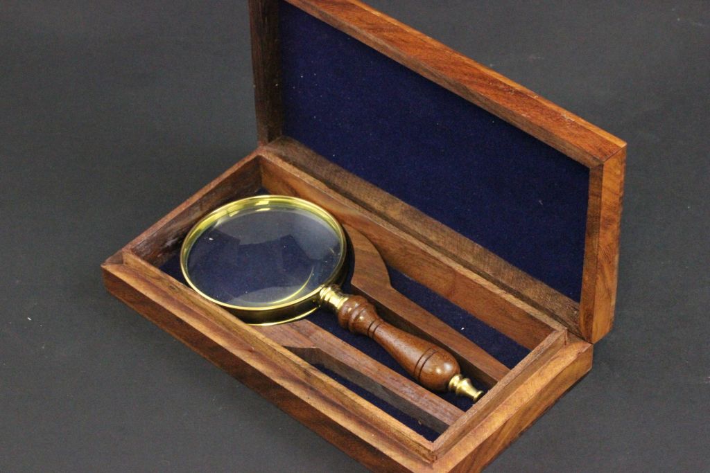 Wooden Cased Large Wooden Handled Magnifying Glass ( box with Naval design )