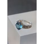 10k white gold and blue stone ring