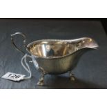 Mappin & Webb hallmarked silver sauce boat, Sheffield 1973