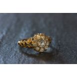 18ct Gold ring with large diamond cluster