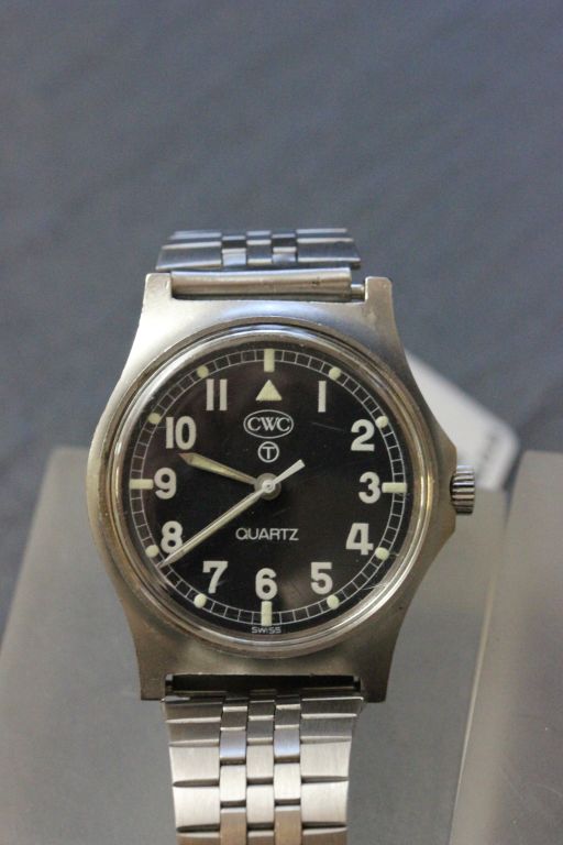 CWC Army issue stainless steel "Fatboy" wrist watch 1982 Falklands era