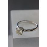 18ct White gold solitaire diamond ring of 1.1ct's