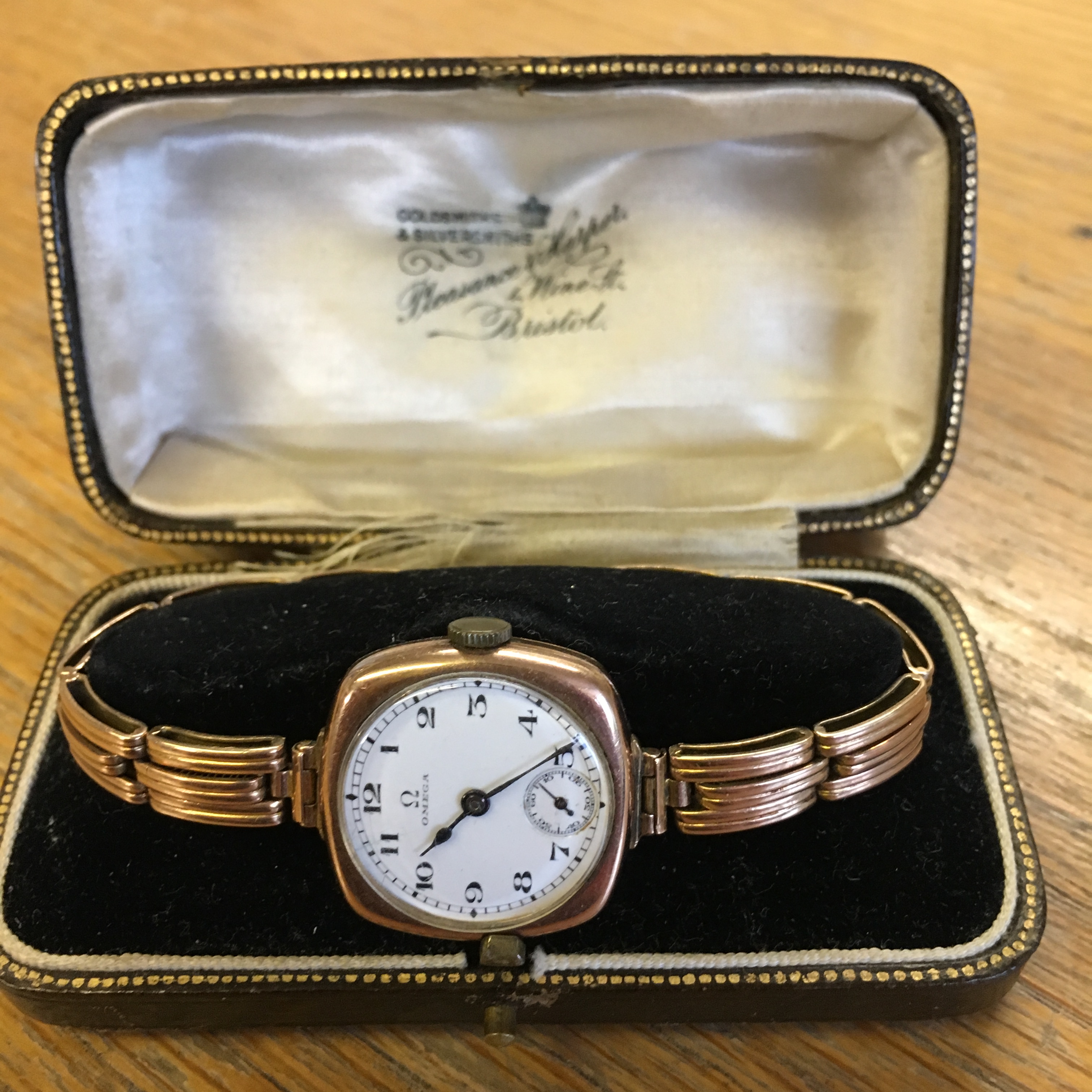 A ladies 1920's 9ct rose gold Omega wrist watch. Serial number 7004583. Case number 6505631. - Image 4 of 4