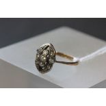 Vintage 18ct yellow gold & 9 stone Diamond ring