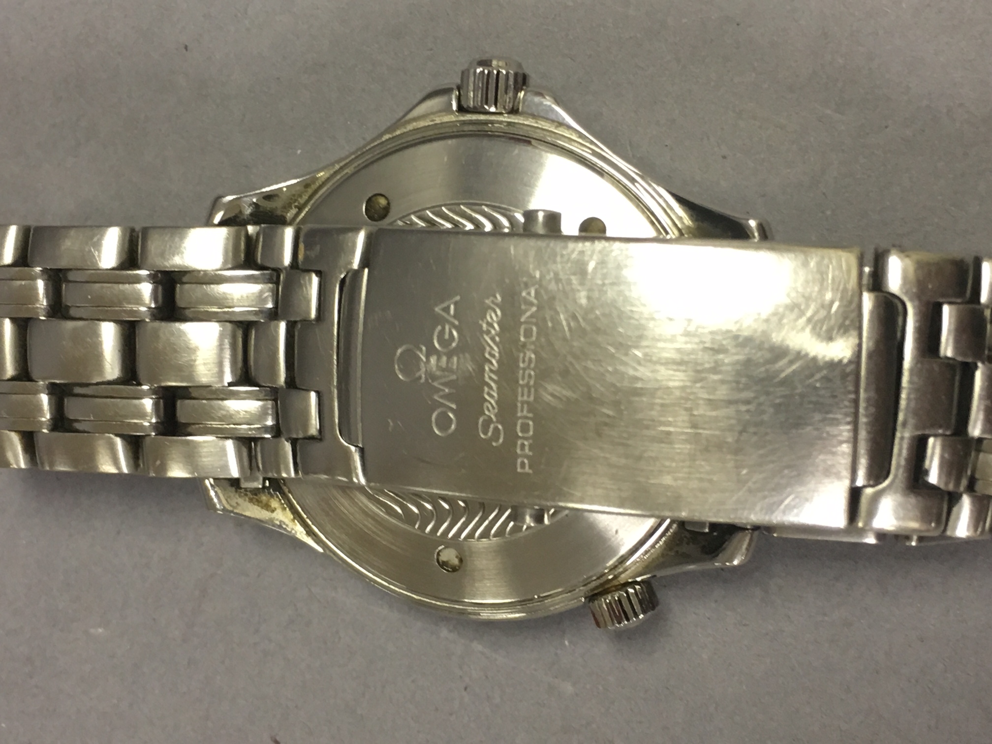 A gents stainless steel Omega Seamaster Professional Chronometer watch. 23 Jewel 1120 caliber - Image 4 of 14