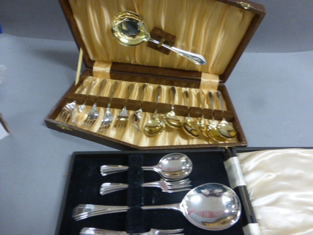 Quantity of silver plated cutlery and flatware - Image 3 of 3