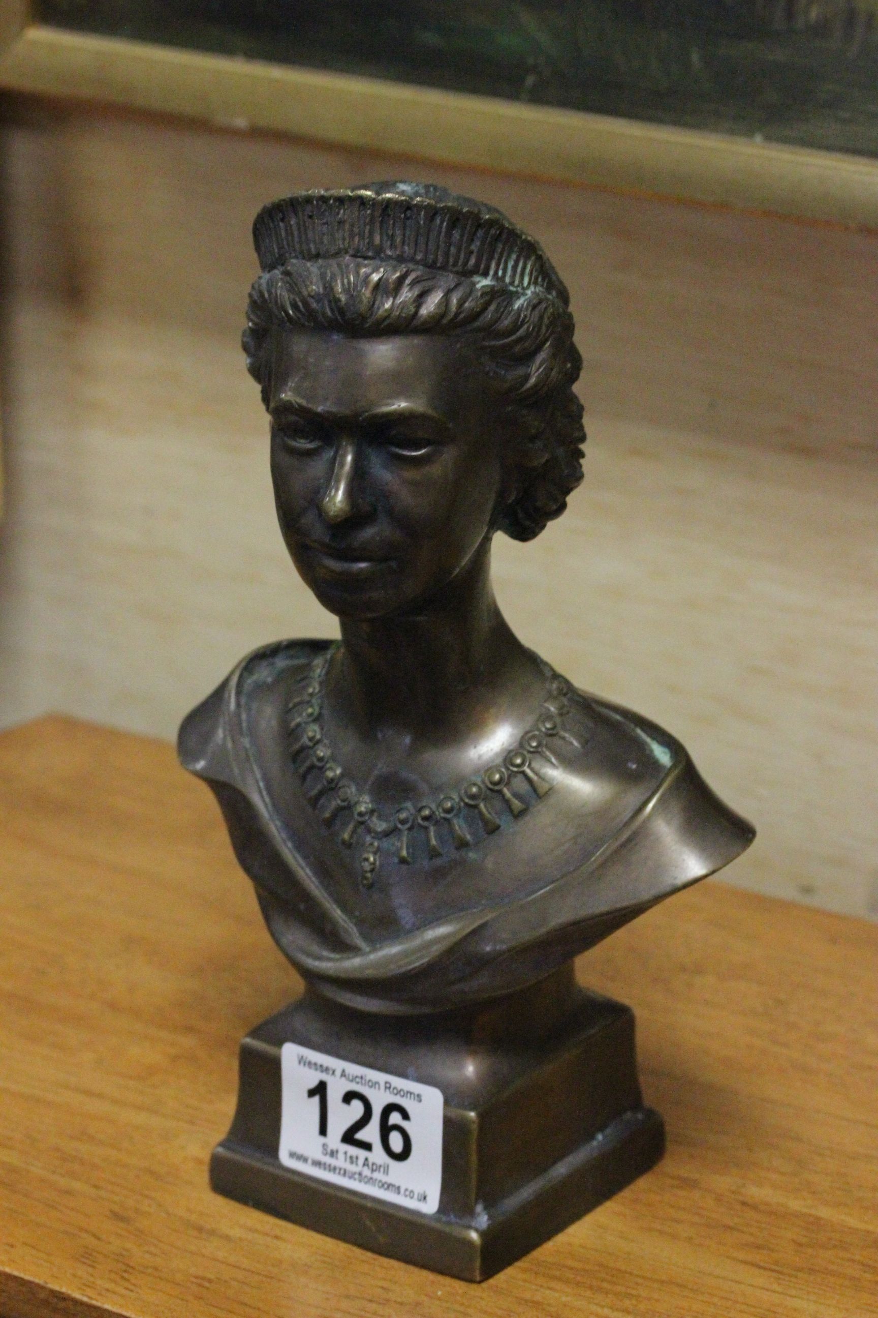 Bronze Bust of The Queen - Image 2 of 2