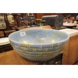 Wade bowl of abstract brick design in blue and yellow, diameter of 29.5cm