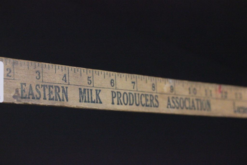 Vintage 3' Wooden Advertising Rule marked Eastern Milk Producers Association ' The Dairy Farmers - Image 2 of 4