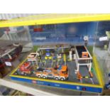 Lego City shop display case 7642 Lego Garage, with light up facility, untested