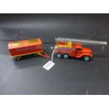 Corgi Major Chipperfield Circus International 6x6 Truck and Circus Animal Cage, gd overall with