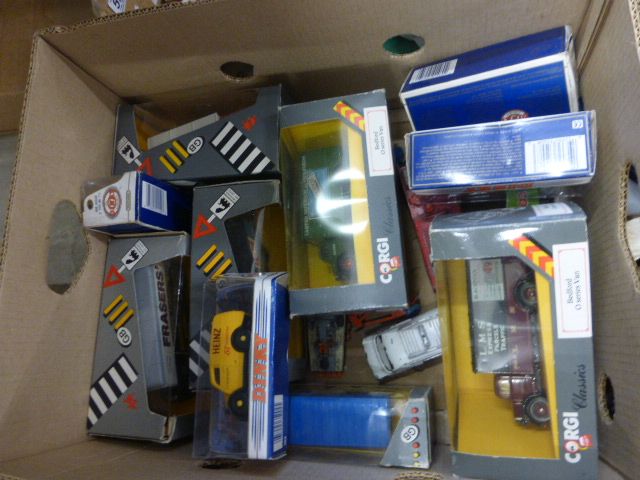 Selection of mostly die cast vehicles to include boxed Corgi Classics x6, boxed Matchbox Dinky