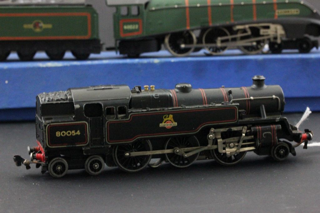 Boxed Hornby Dublo No 3211 Mallard Locomotive & Tender ER 3 rail (excellent condition) plus BR 80054 - Image 4 of 4