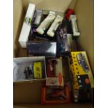 Collection of diecast models including Corgi World War ll Heroes, Vanguards Morris Minor