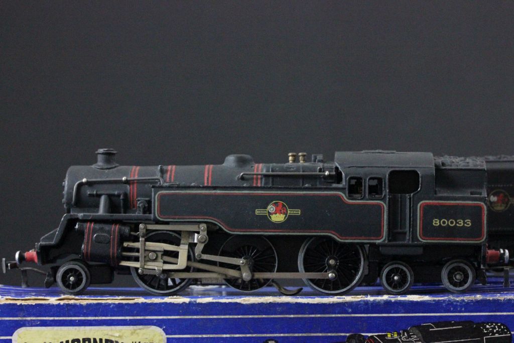 Two boxed Hornby Dublo engines to include LT25 LMR 8F 2-8-0 Freight Locomotive and Tender and - Image 2 of 5