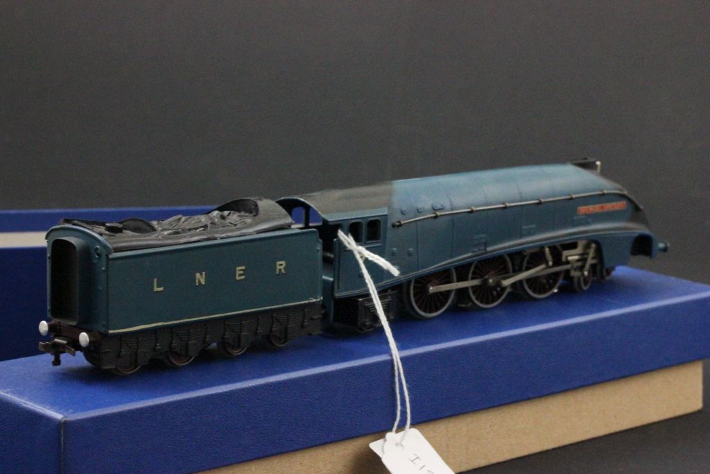 Hornby Dublo Sir Nigel Gresley locomotive with tender in replacement box - Image 4 of 4